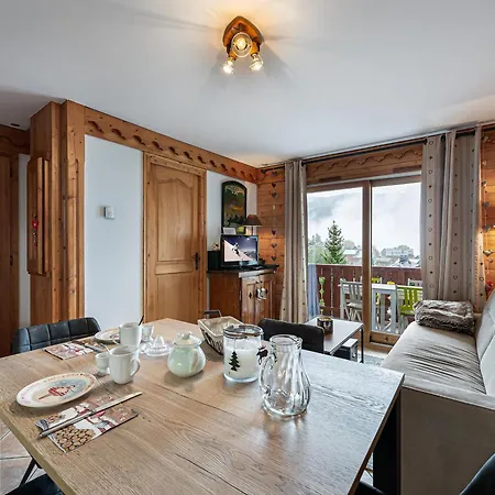 Cosy A Meribel Avec Piscine, Et Proche Pistes - Fr-1-566-7 Apartment